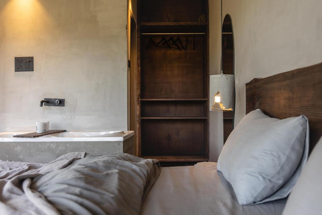 Ecstasy By Thhpsociety Bathtub Rooms Mukteshwar Esterno foto