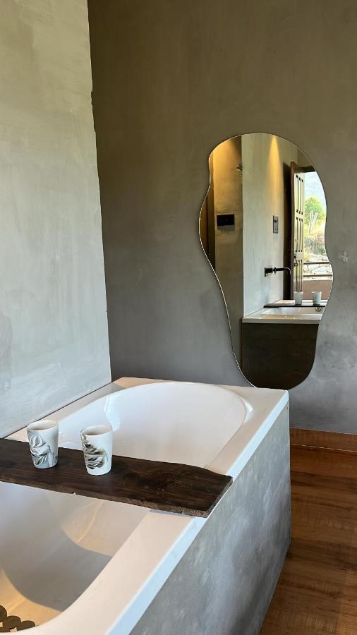 Ecstasy By Thhpsociety Bathtub Rooms Mukteshwar Esterno foto